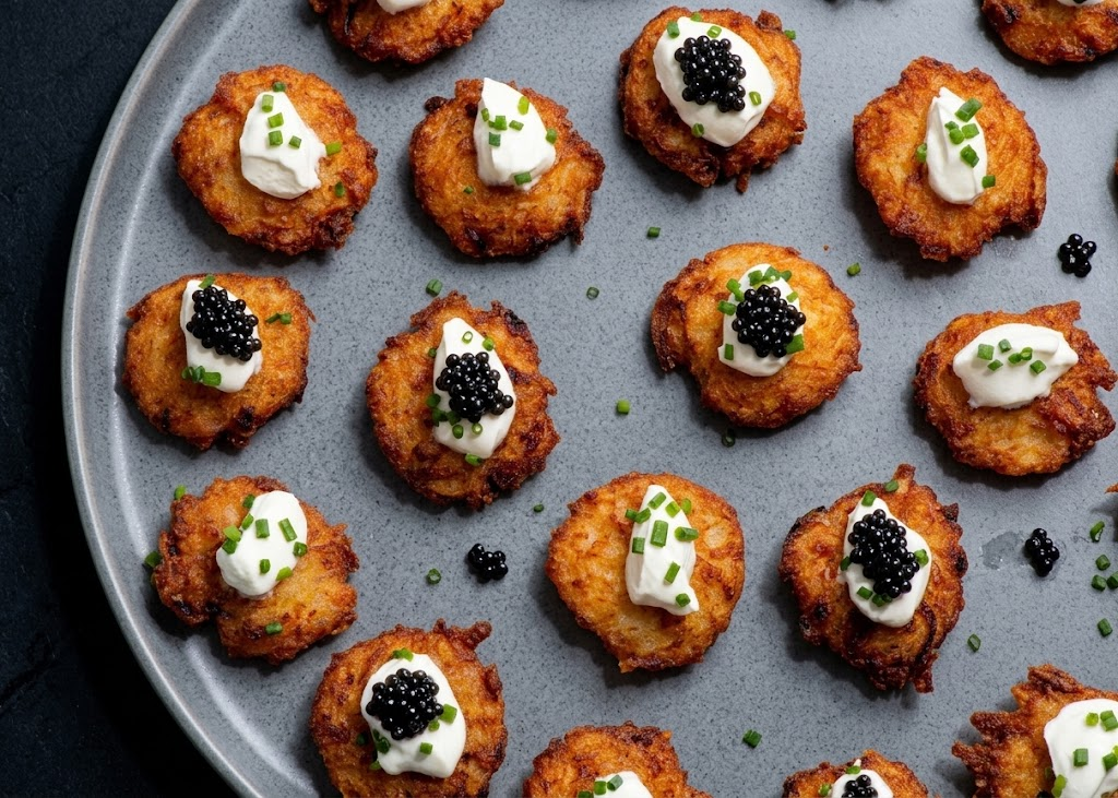 Linda's Gourmet Latkes Handmade Potato Pancakes Bite Size 4.2oz